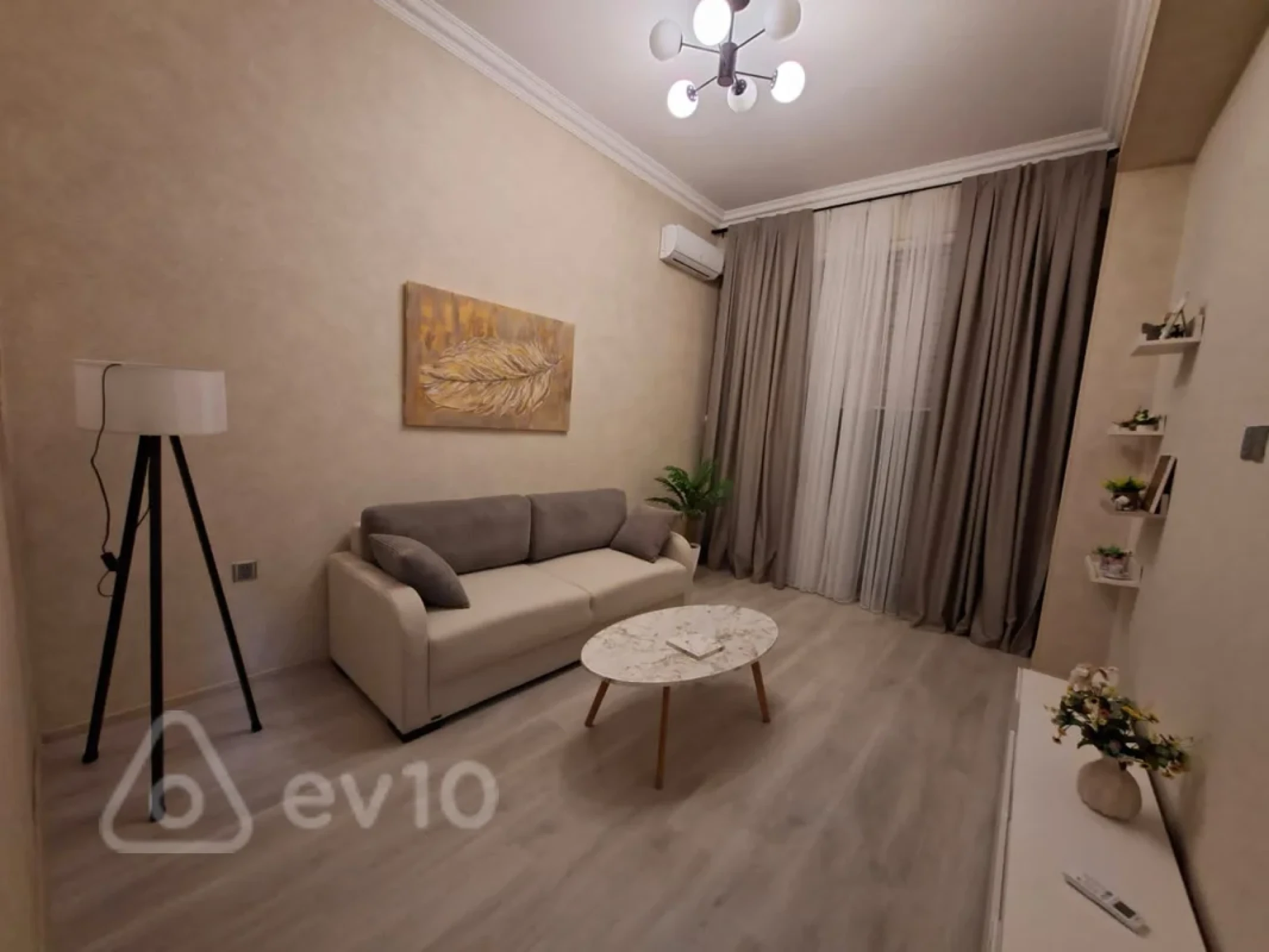 Kirayə verilir 2 otaqlı yeni tikili 70 m²