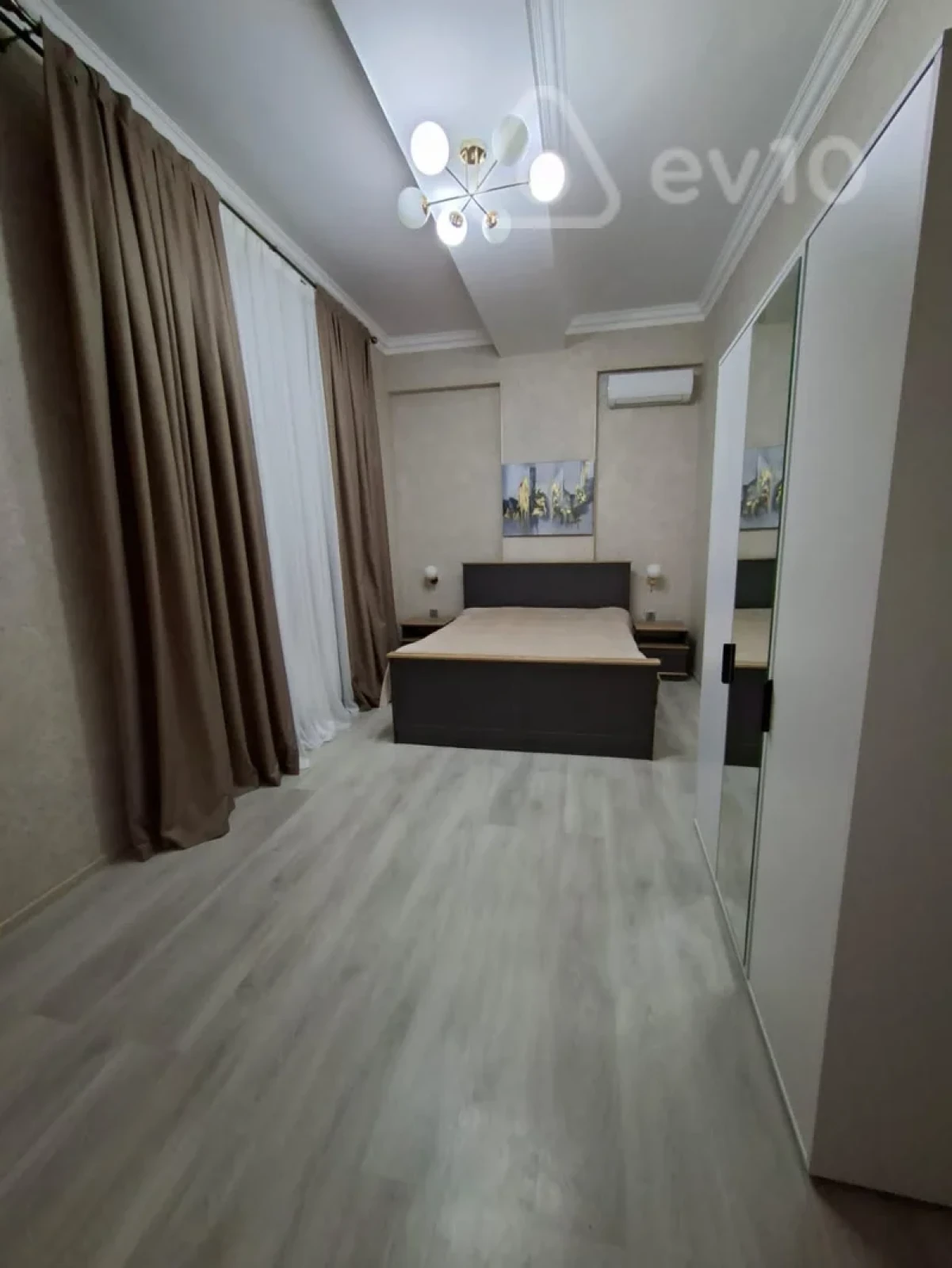 Kirayə verilir 2 otaqlı yeni tikili 70 m²