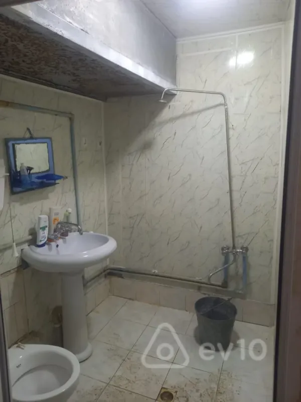 Kirayə verilir 2 otaqlı yeni tikili 47 m²