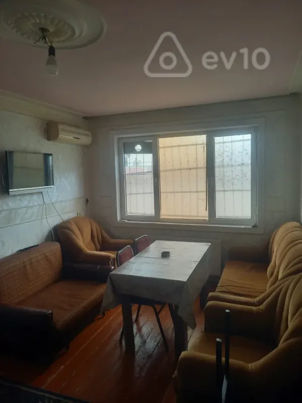 Kirayə verilir 2 otaqlı yeni tikili 47 m²