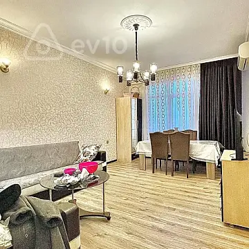 Kirayə verilir 2 otaqlı yeni tikili 70 m²