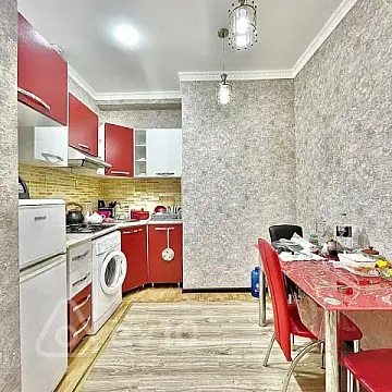 Kirayə verilir 2 otaqlı yeni tikili 70 m²