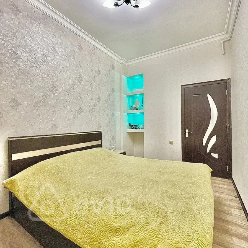 Kirayə verilir 2 otaqlı yeni tikili 70 m²