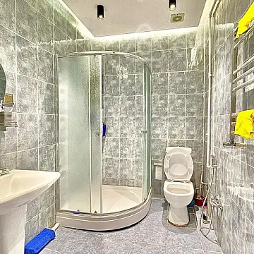 Kirayə verilir 2 otaqlı yeni tikili 70 m²