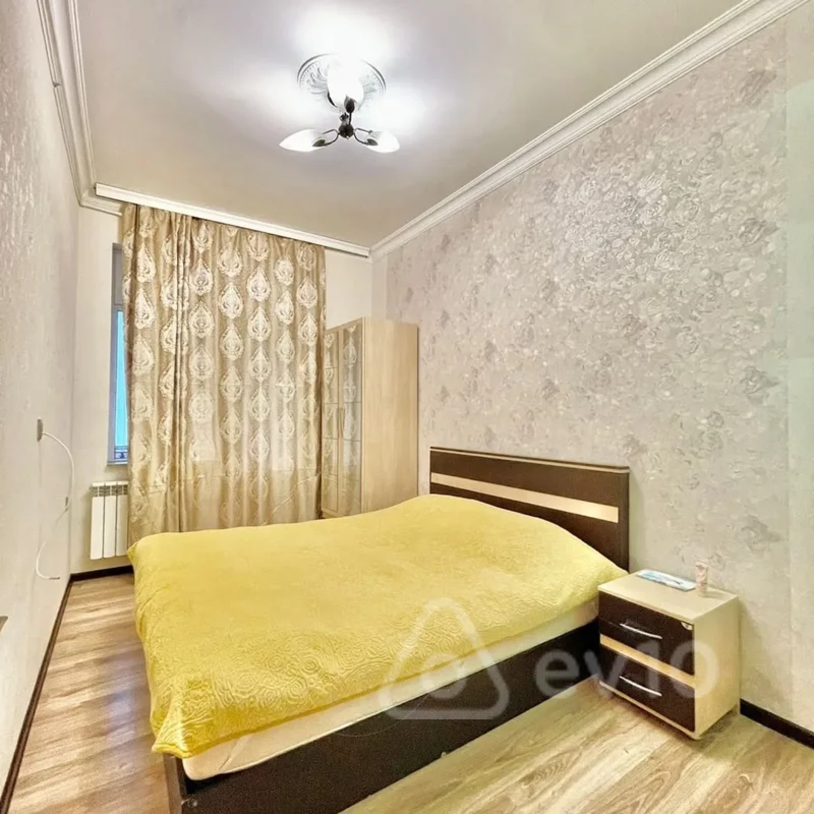 Kirayə verilir 2 otaqlı yeni tikili 70 m²