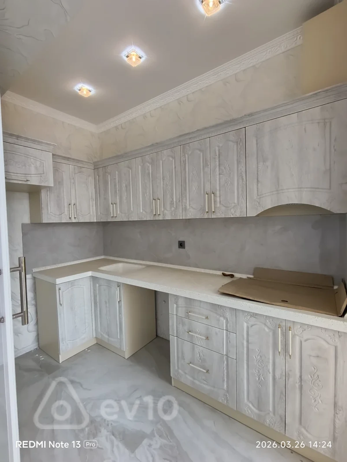 Satılır 2 otaqlı yeni tikili 62 m²