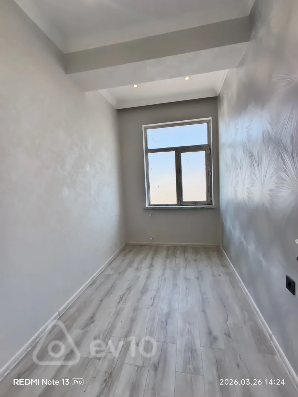 Satılır 2 otaqlı yeni tikili 62 m²