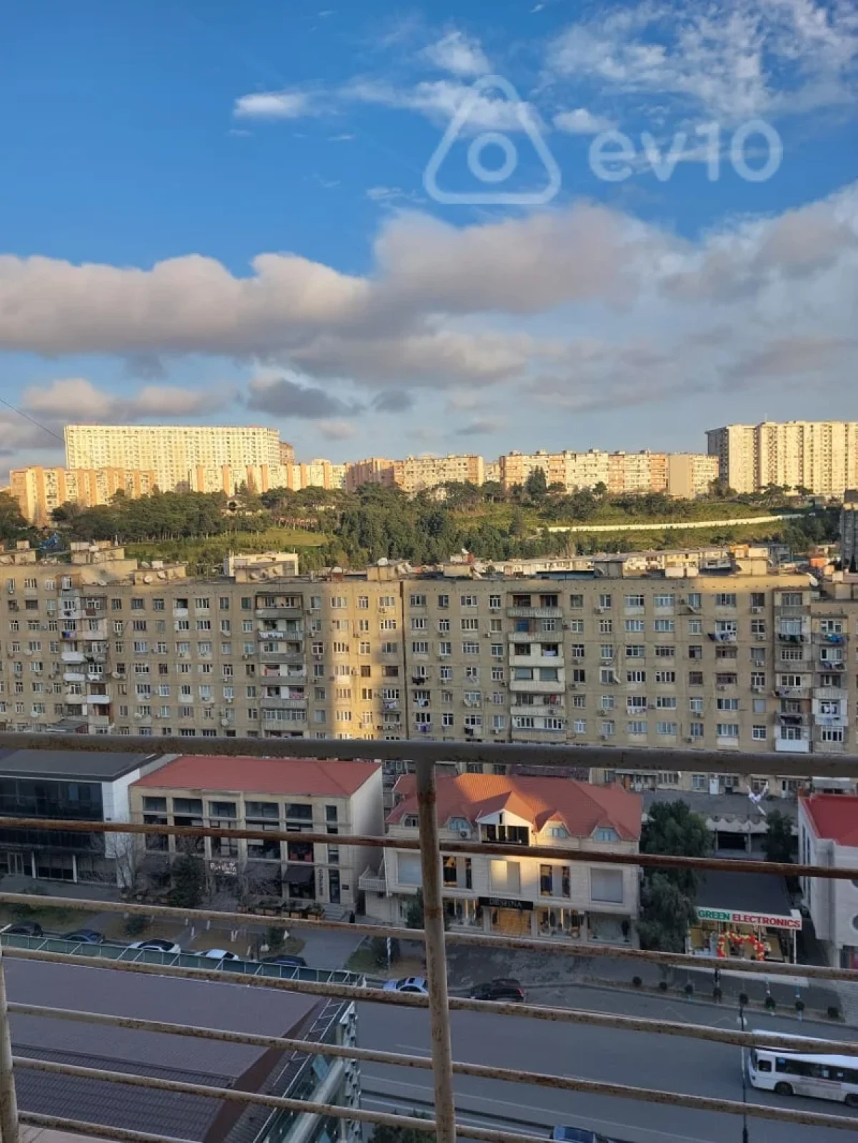 Kirayə verilir 3 otaqlı yeni tikili 122 m²