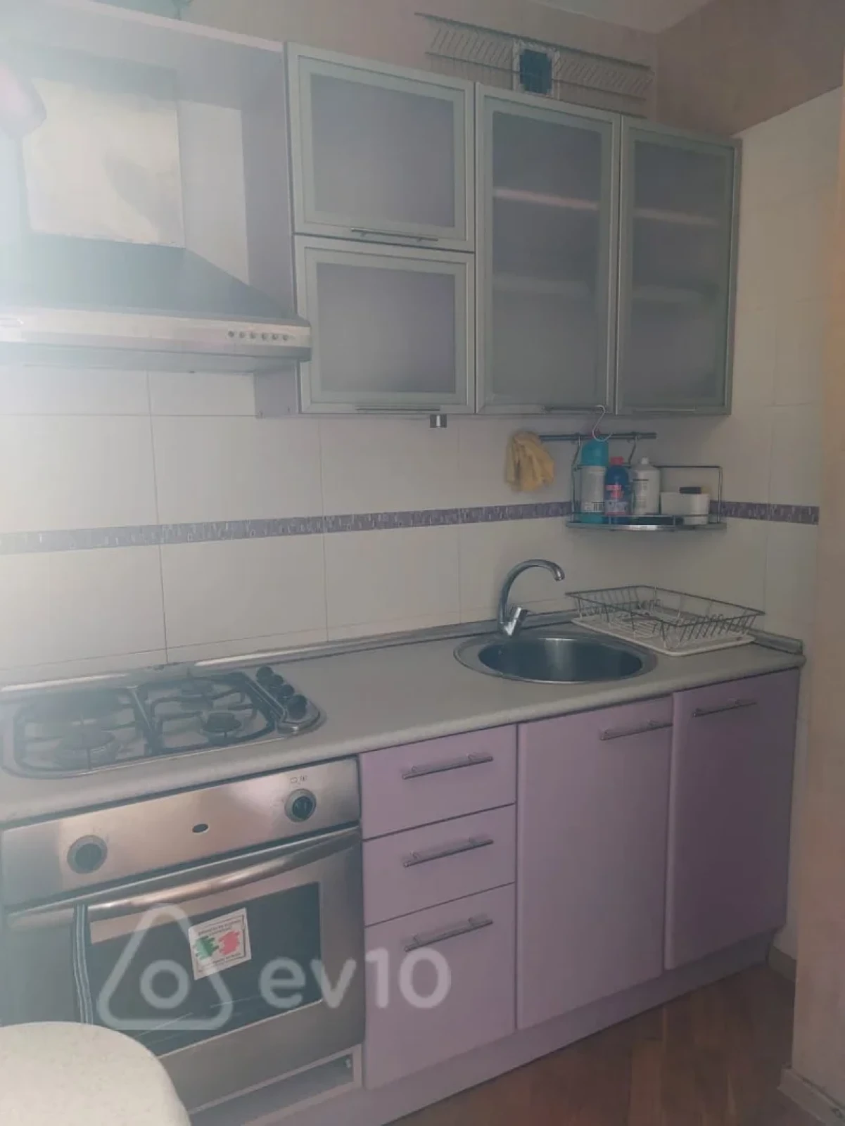 Kirayə verilir 3 otaqlı yeni tikili 122 m²