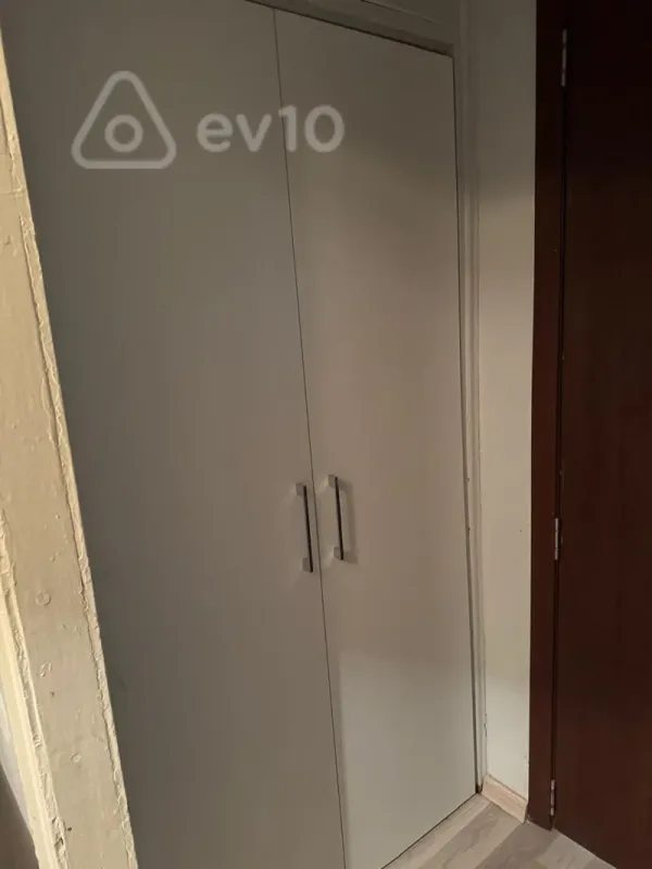 Kirayə verilir 3 otaqlı köhnə tikili 68 m²