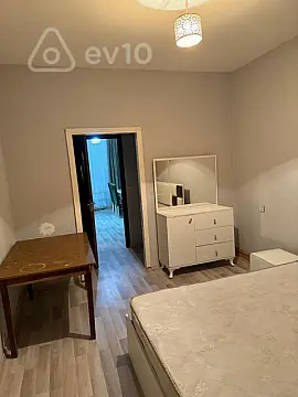 Kirayə verilir 3 otaqlı köhnə tikili 68 m²