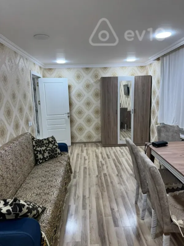 Kirayə verilir 2 otaqlı yeni tikili 40 m²