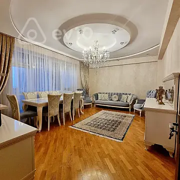 Kirayə verilir 3 otaqlı yeni tikili 90 m²