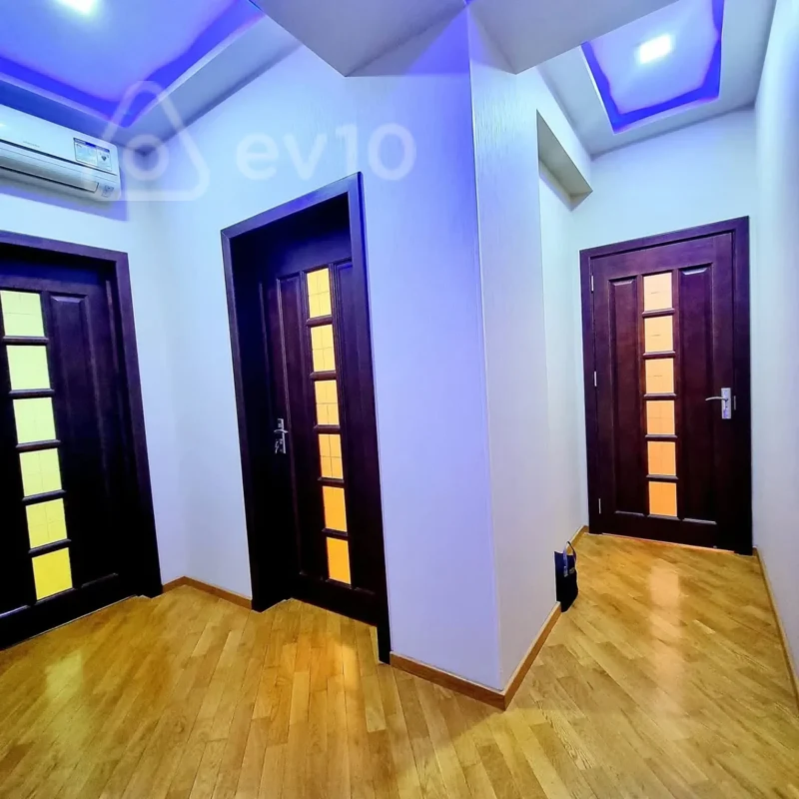 Kirayə verilir 3 otaqlı yeni tikili 90 m²
