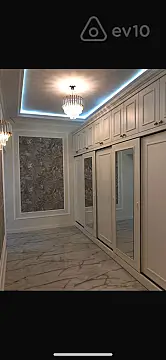 Kirayə verilir 2 otaqlı yeni tikili 120 m²