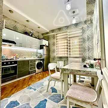 Kirayə verilir 3 otaqlı yeni tikili 120 m²