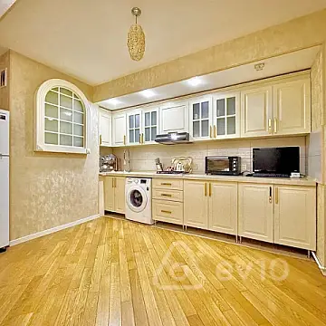 Kirayə verilir 2 otaqlı yeni tikili 90 m²