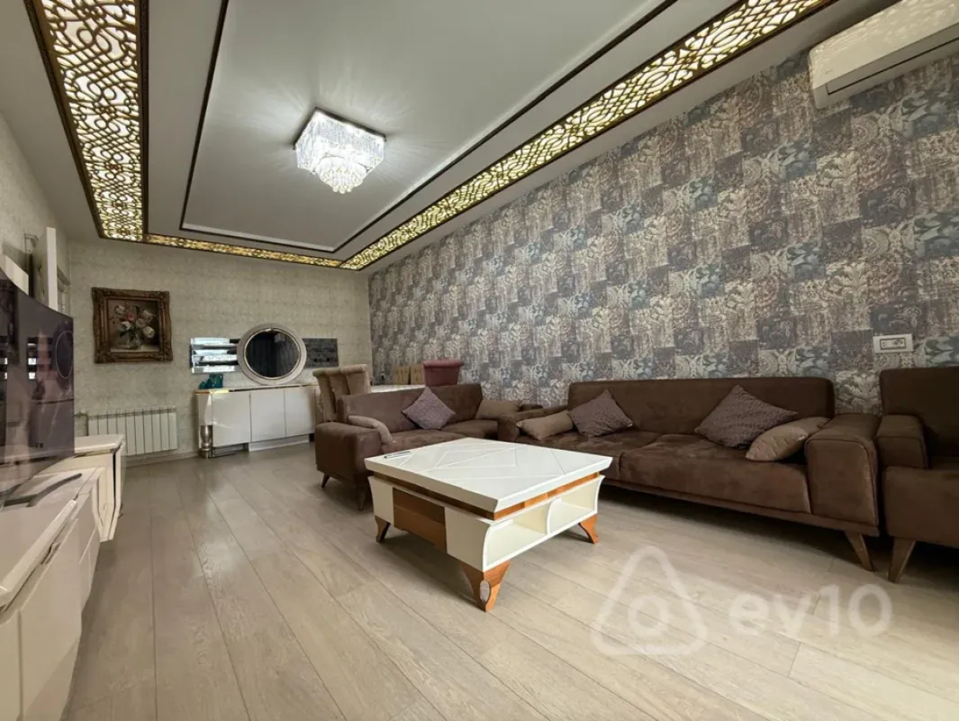 Kirayə verilir 2 otaqlı yeni tikili 98 m²