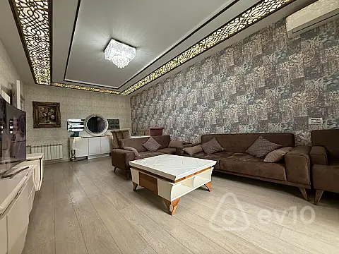 Kirayə verilir 2 otaqlı yeni tikili 98 m²