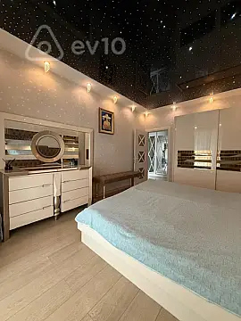 Kirayə verilir 2 otaqlı yeni tikili 98 m²