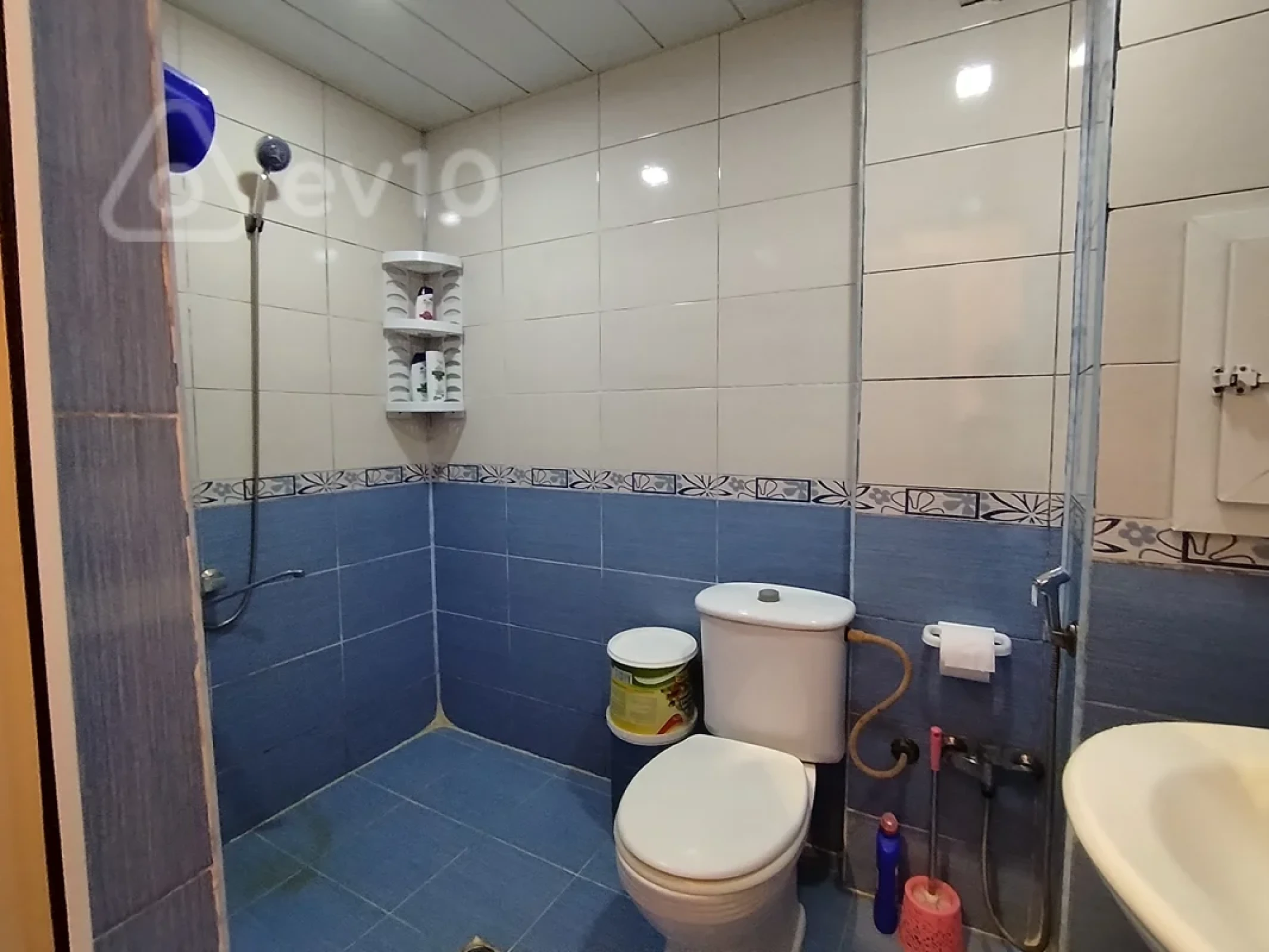 Satılır 3 otaqlı köhnə tikili 76.3 m²