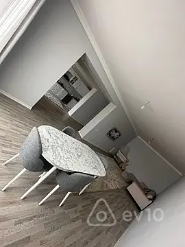 Satılır 4 otaqlı həyət evi 300 m²