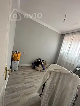 Satılır 4 otaqlı həyət evi 300 m²