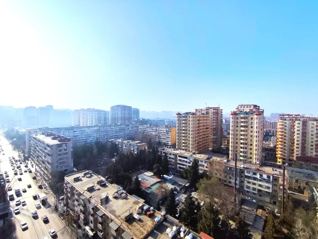 Kirayə verilir 3 otaqlı yeni tikili 200 m²