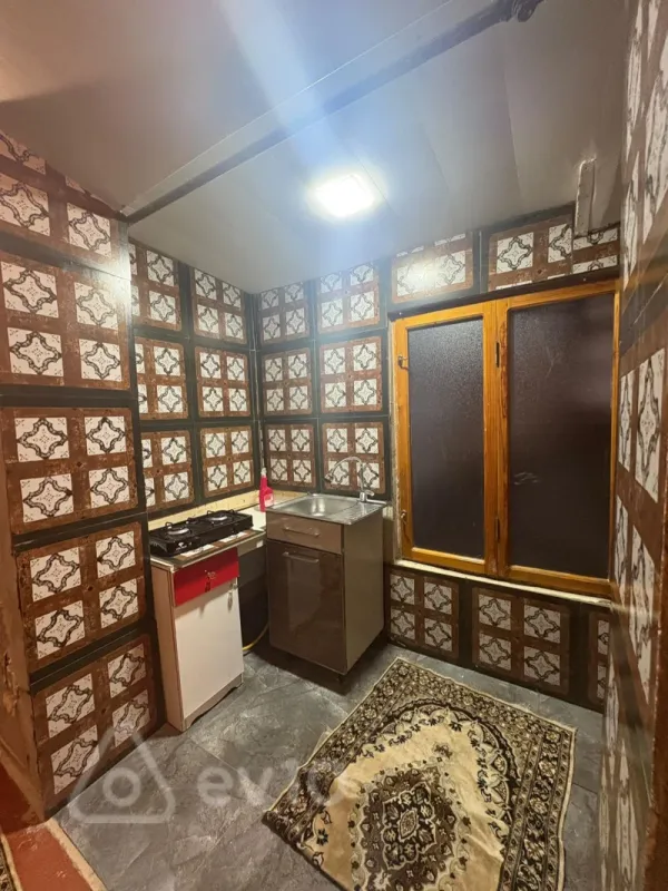 Kirayə verilir 2 otaqlı yeni tikili 50 m²