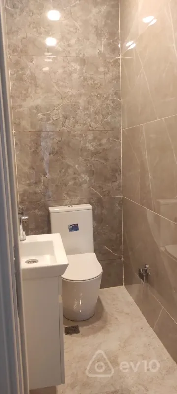 Kirayə verilir 3 otaqlı yeni tikili 105 m²