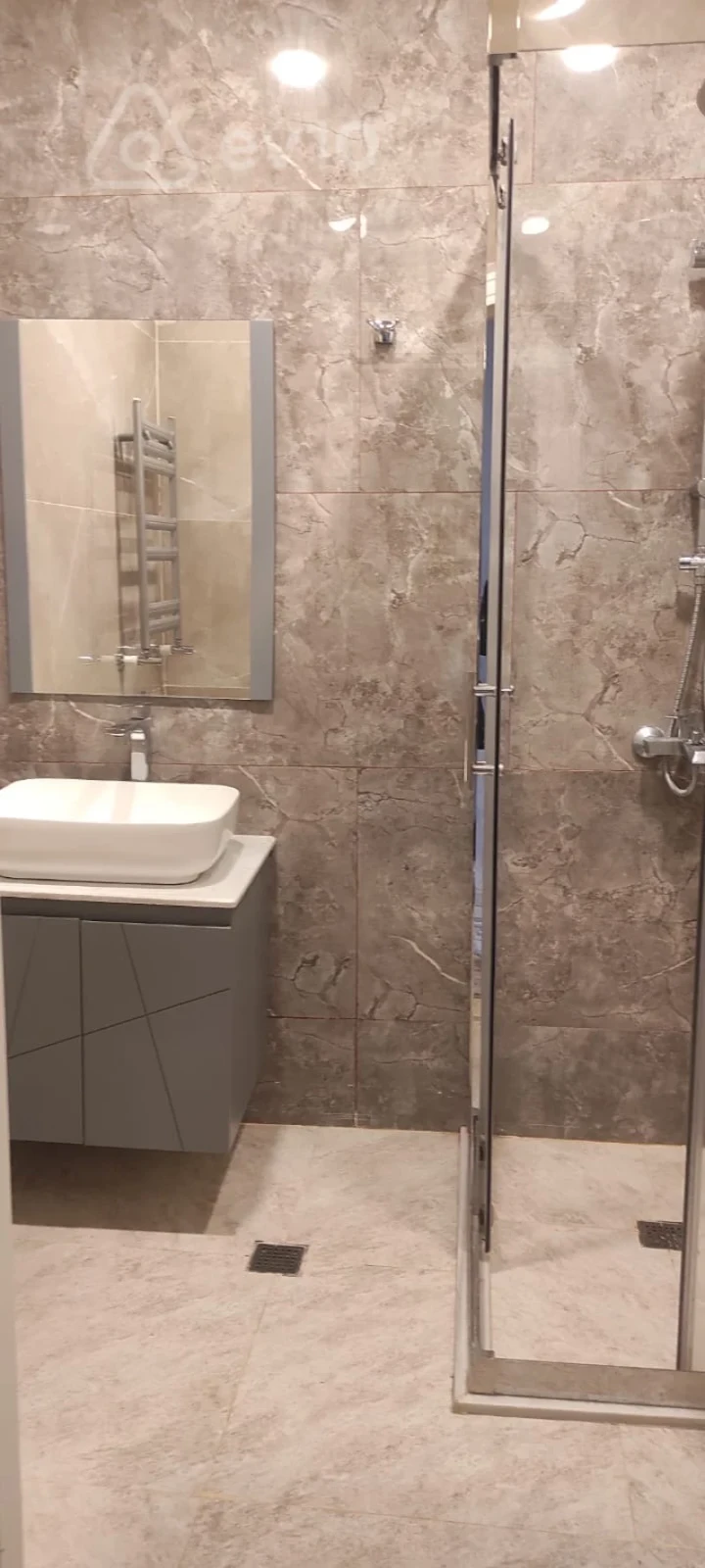 Kirayə verilir 3 otaqlı yeni tikili 105 m²