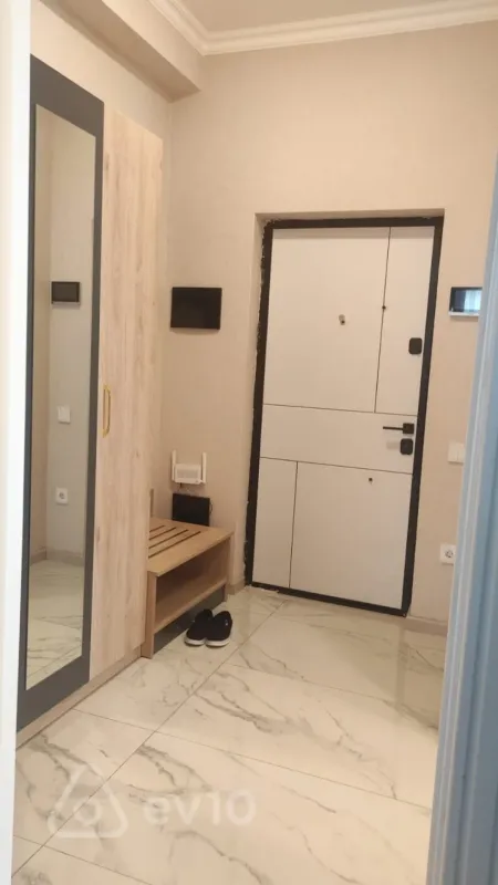 Kirayə verilir 3 otaqlı yeni tikili 105 m²