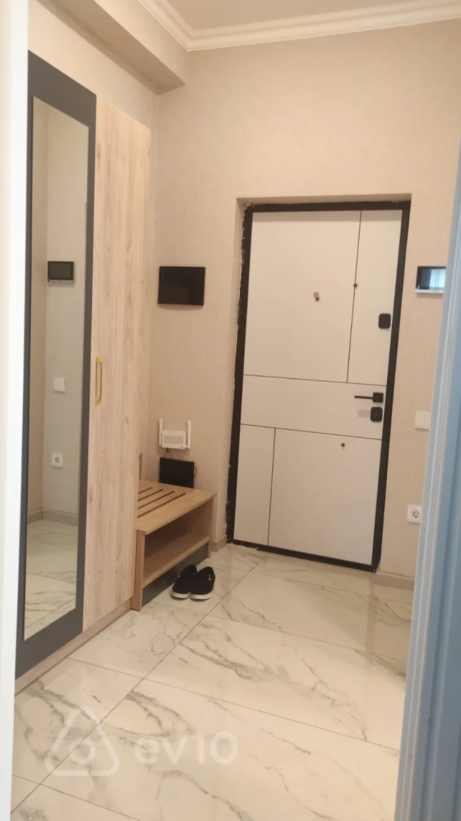 Kirayə verilir 3 otaqlı yeni tikili 105 m²
