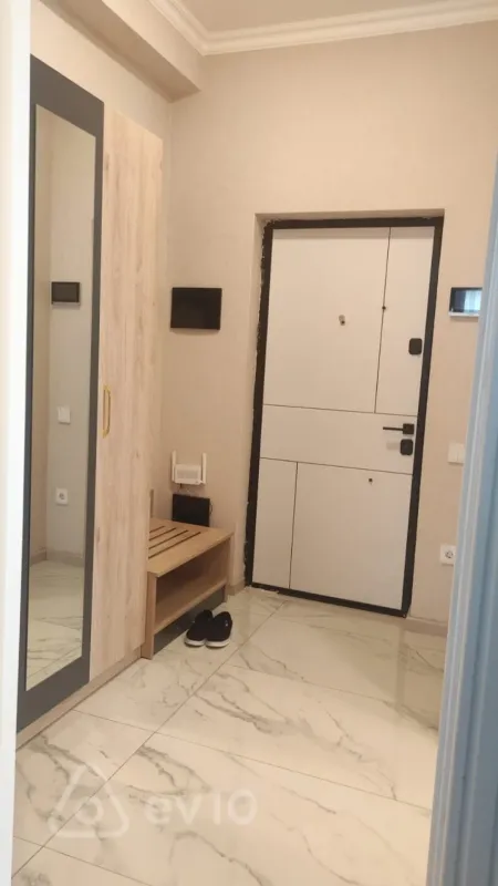 Kirayə verilir 3 otaqlı yeni tikili 105 m²