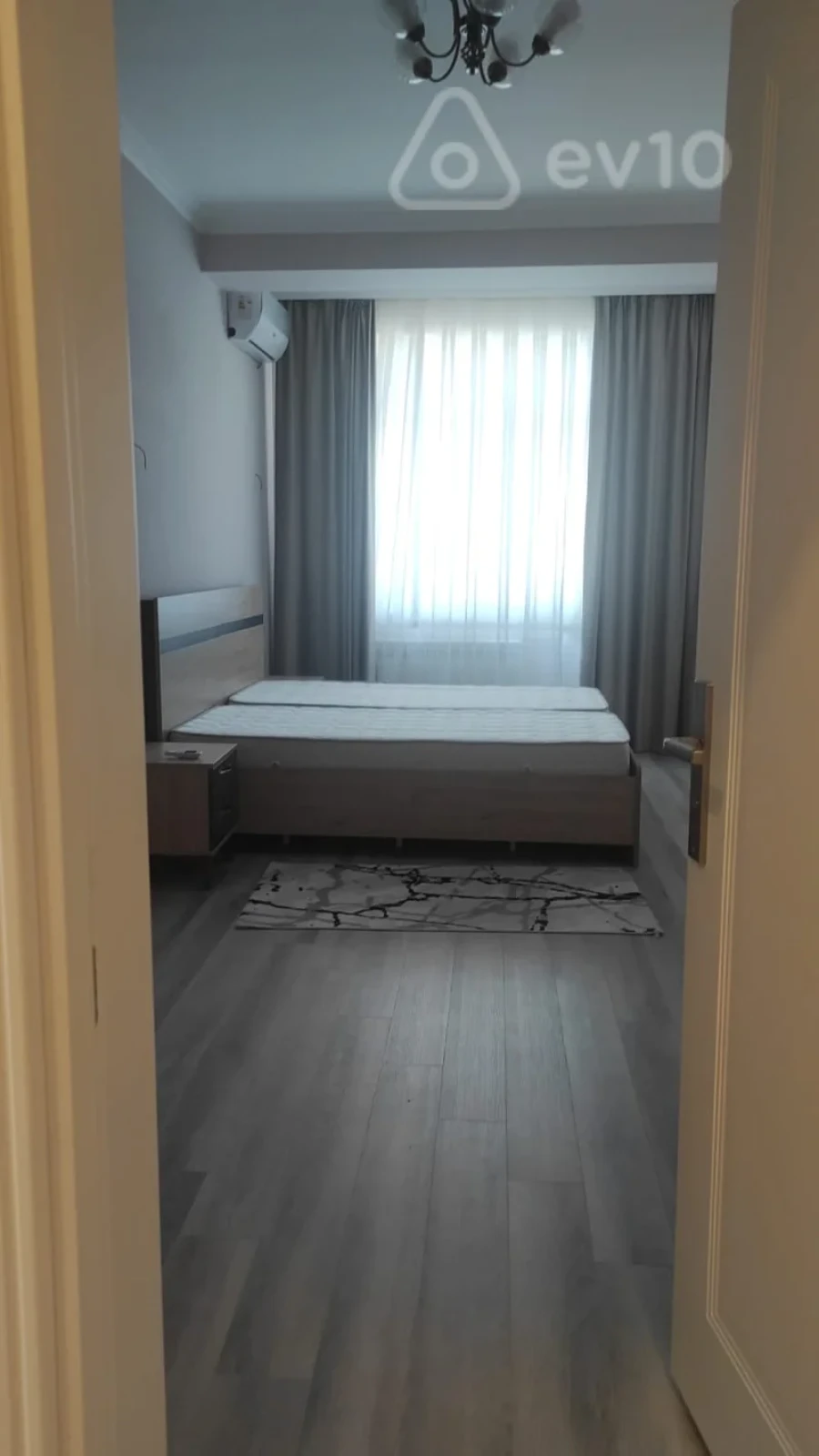 Kirayə verilir 3 otaqlı yeni tikili 105 m²