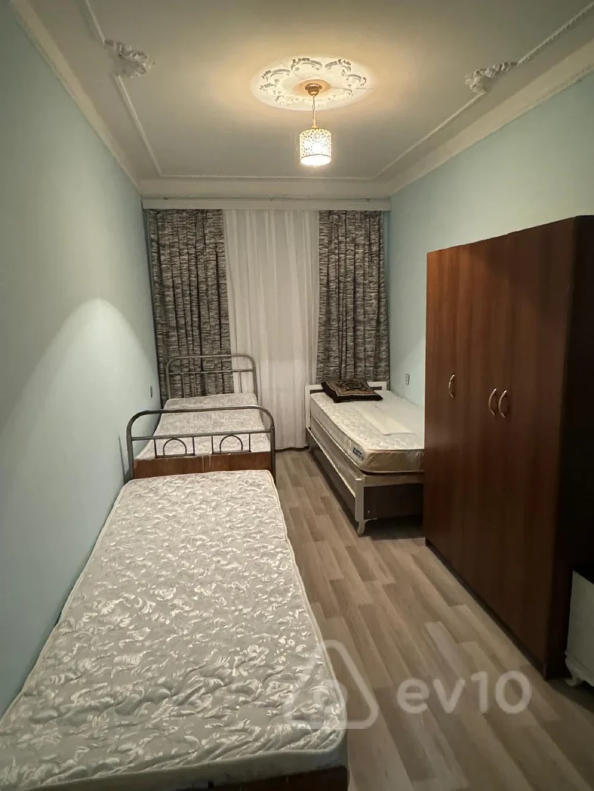 Kirayə verilir 3 otaqlı yeni tikili 70 m²