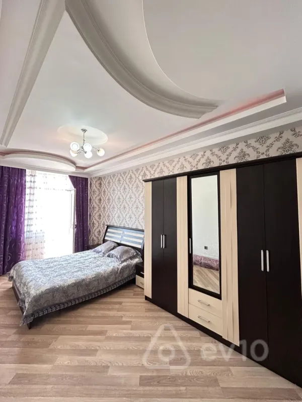 Kirayə verilir 2 otaqlı yeni tikili 100 m²