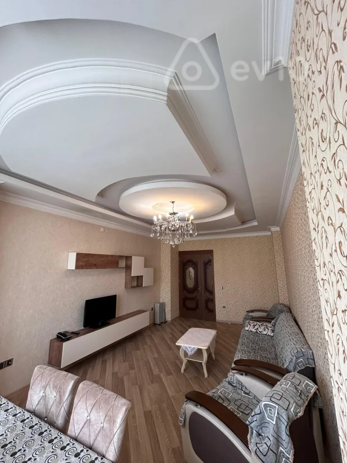 Kirayə verilir 2 otaqlı yeni tikili 100 m²