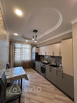 Kirayə verilir 2 otaqlı yeni tikili 100 m²