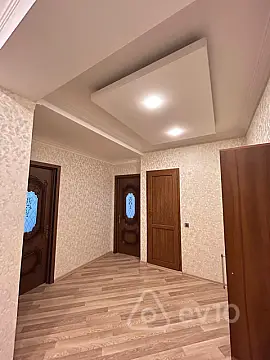 Kirayə verilir 2 otaqlı yeni tikili 100 m²