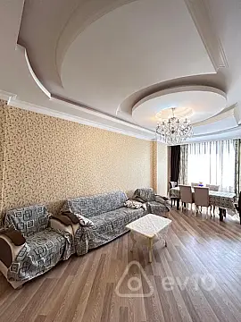 Kirayə verilir 2 otaqlı yeni tikili 100 m²