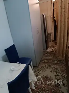 Kirayə verilir 1 otaqlı köhnə tikili 12 m²