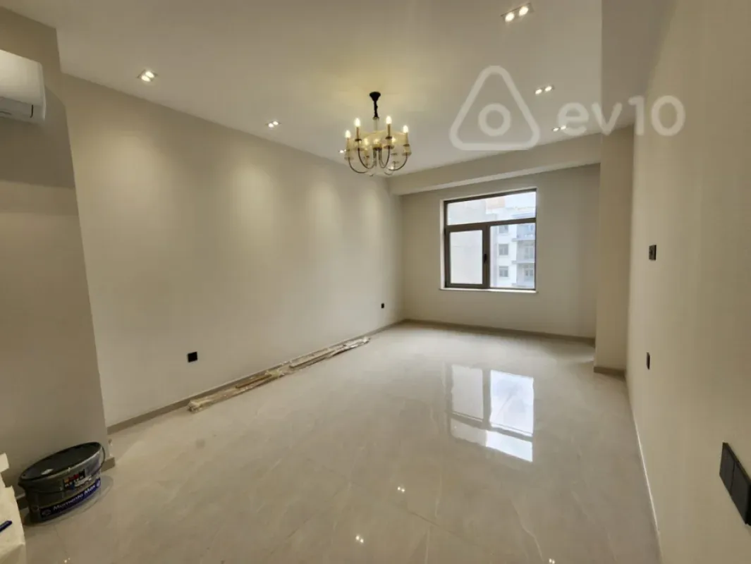 Kirayə verilir 6 otaqlı ofis 260 m²
