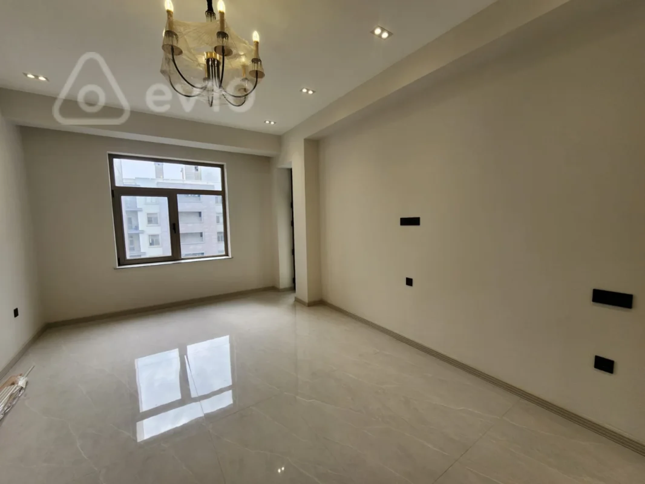 Kirayə verilir 6 otaqlı ofis 260 m²