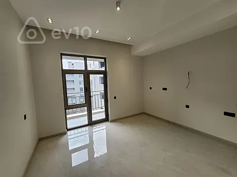 Kirayə verilir 6 otaqlı ofis 260 m²