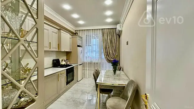 Kirayə verilir 2 otaqlı yeni tikili 70 m²