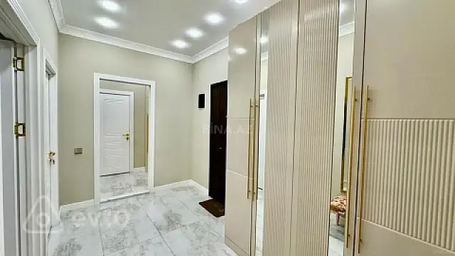 Kirayə verilir 2 otaqlı yeni tikili 70 m²