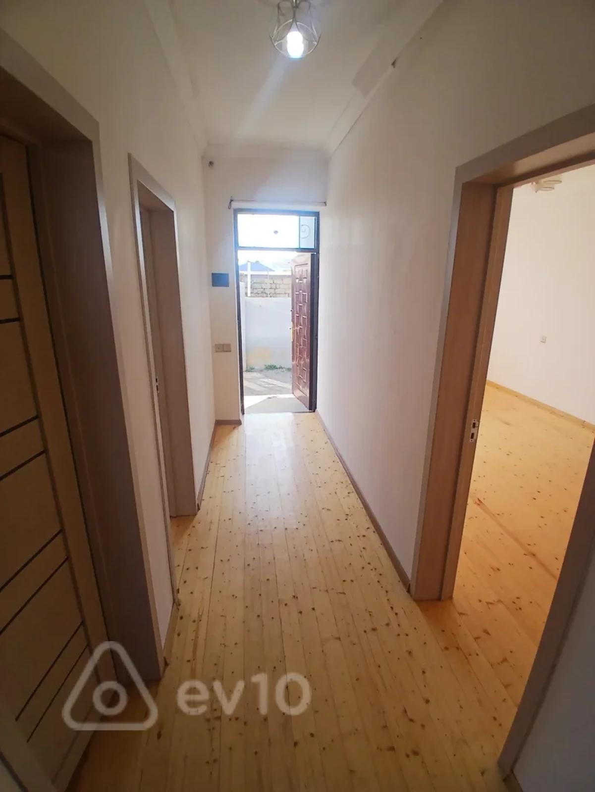 Kirayə verilir 3 otaqlı həyət evi 100 m²