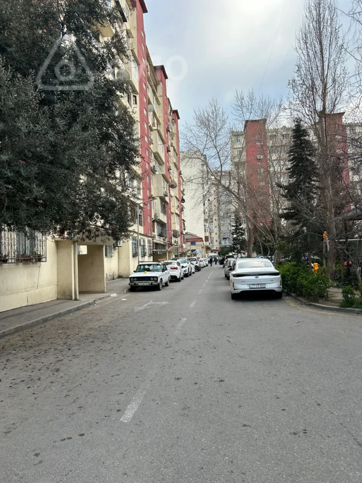 Kirayə verilir 1 otaqlı köhnə tikili 40 m²