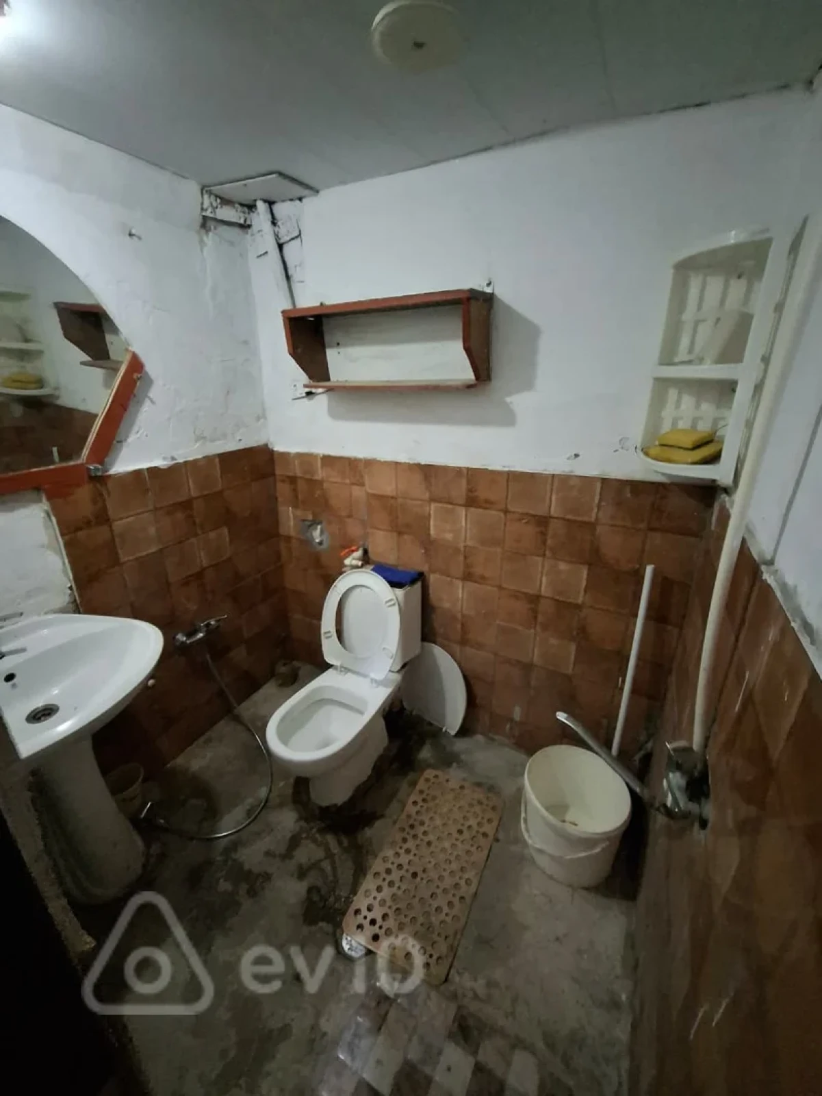 Kirayə verilir 2 otaqlı həyət evi 40 m²